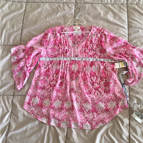 2/$12 Sheer Pink Patterned Women's Top - Picture 5 of 6